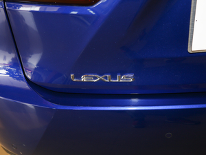 2017300 Mark Levinson F SPORT V ^