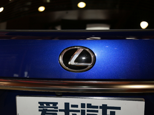 2017300 Mark Levinson F SPORT V ^