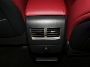 2017300 Mark Levinson (q)F SPORT (gu)V g