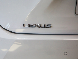 2017300 Mark Levinson F SPORT V ^