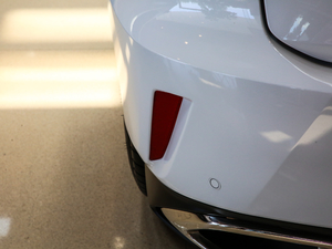 2017300 Mark Levinson F SPORT V ^