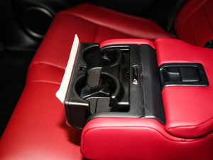 2017300 Mark Levinson (q)F SPORT (gu)V g