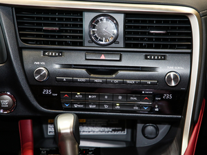 2017300 Mark Levinson (q)F SPORT V {(dio){(dio)(ji)