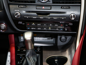 2017300 Mark Levinson F SPORT V п؅^