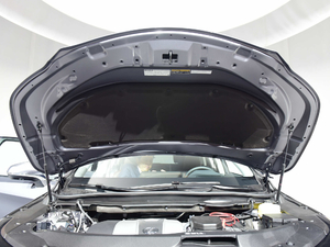 2018款350L 基本型 7座 其它