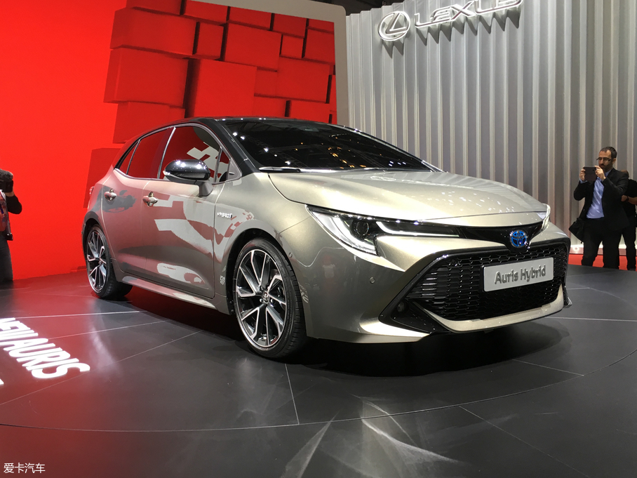 2018Auris 