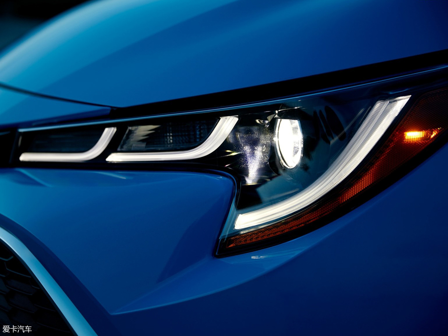 2018_() Hatchback