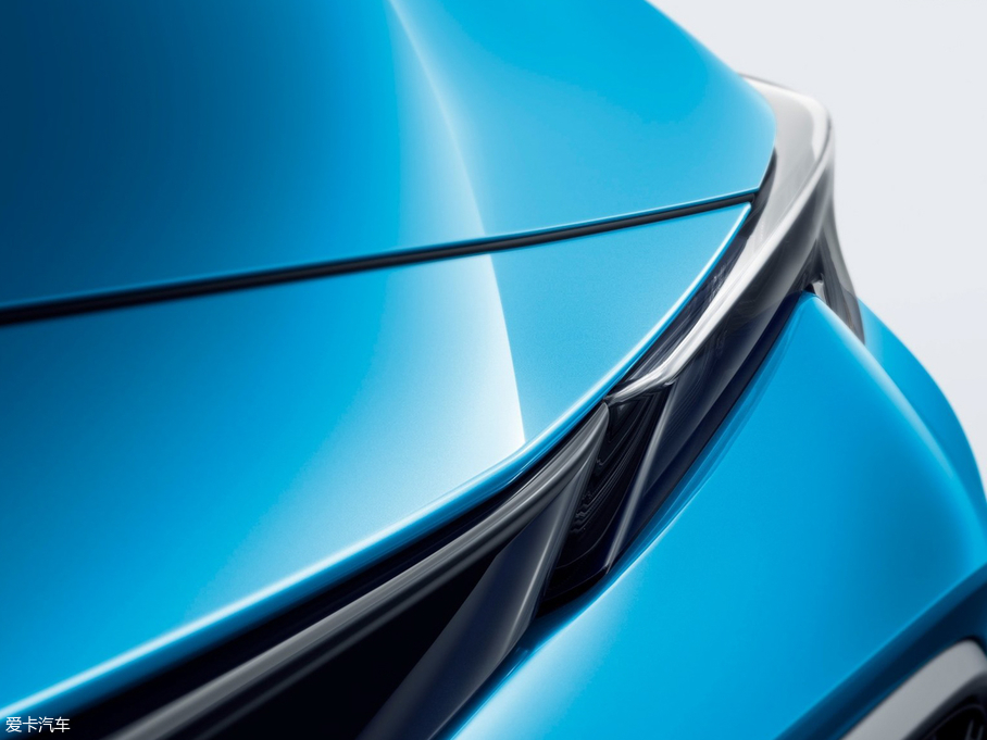 2018_() Hatchback