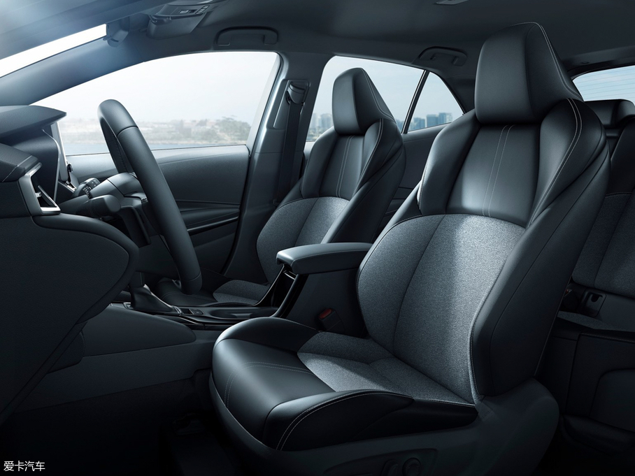 2018_() Hatchback