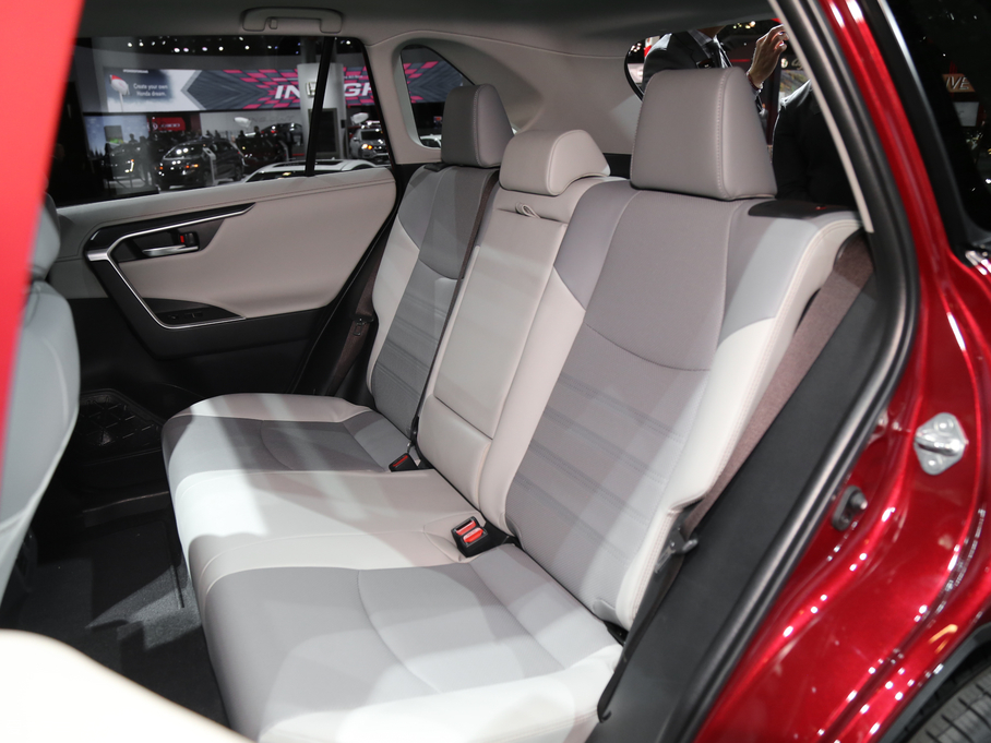 2019���S��RAV4(����) ������