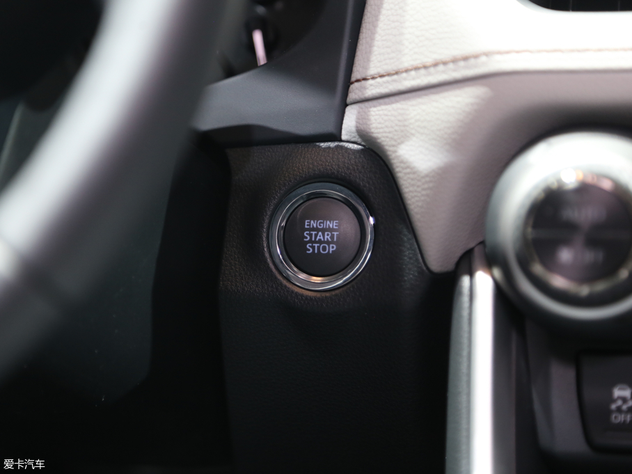 2019���S��RAV4(����) ������