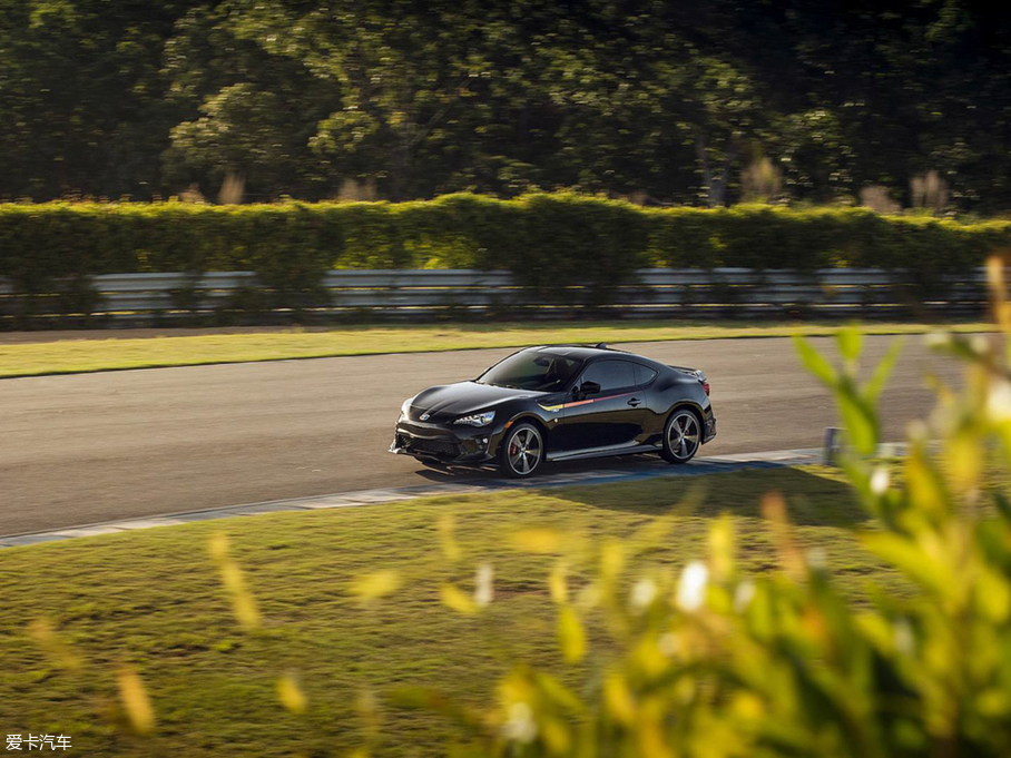 2018S86 TRD Special Edition