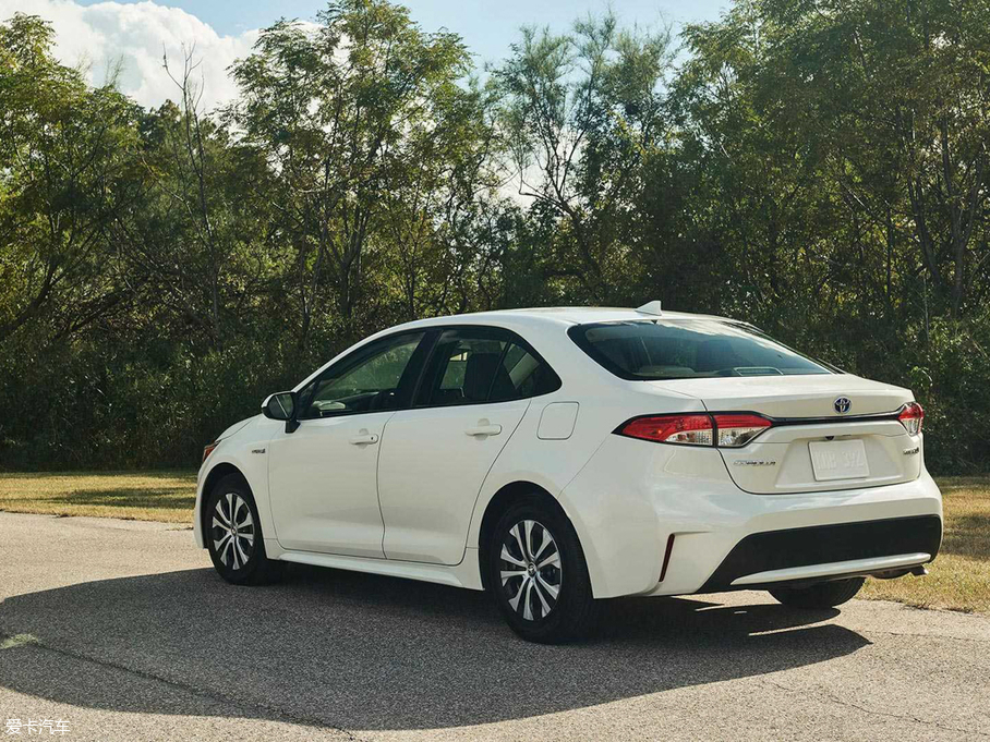 2019_() Sedan Hybrid