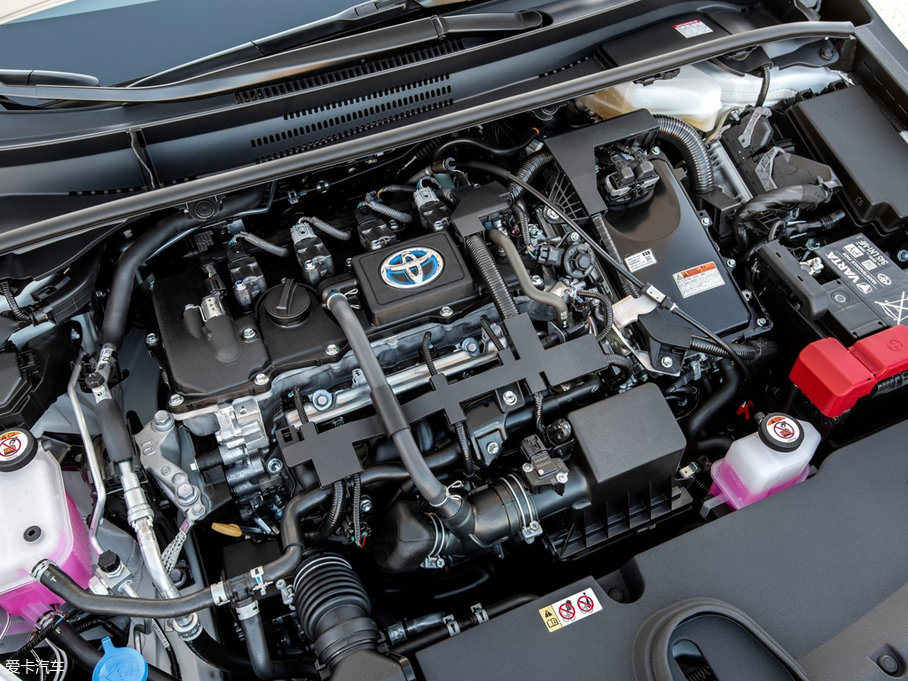 2019_() Touring Sports Hybrid