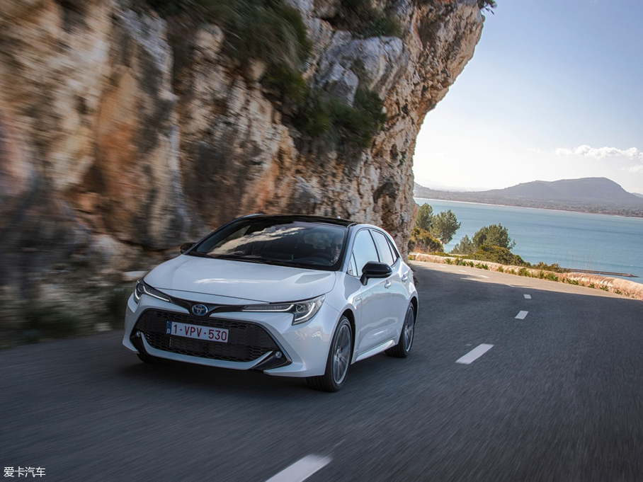 2019_() Hatchback