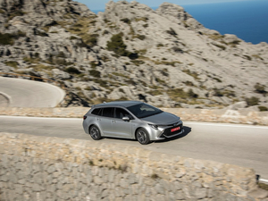 2019Touring Sports Hybrid w^