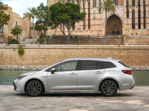 2019Touring Sports Hybrid w^