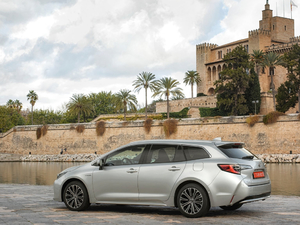 2019Touring Sports Hybrid w^