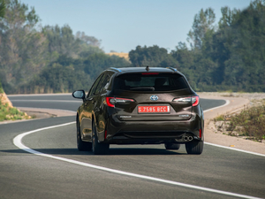 2019Touring Sports Hybrid w^