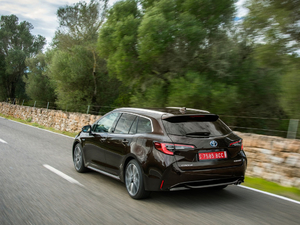 2019Touring Sports Hybrid w^