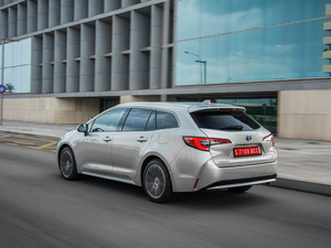 2019Touring Sports Hybrid w^