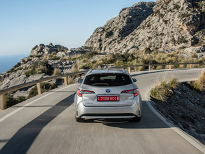 2019Touring Sports Hybrid w^