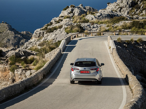 2019Touring Sports Hybrid w^