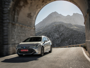 2019Touring Sports Hybrid w^