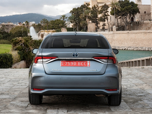 2019款欧版 Hybrid 整体外观