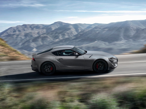 2019GR Supra  w^