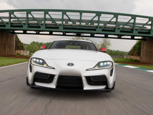 2019GR Supra  w^