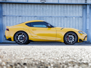 2019GR Supra  w^