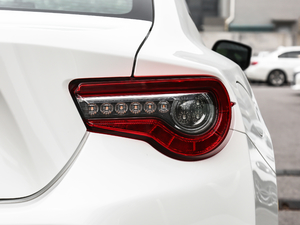2019款2.0L 自动豪华版 尾灯