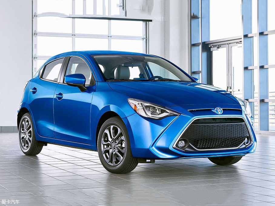 2019YARiS() Hatchback