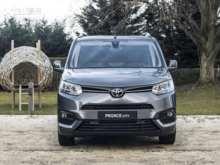 2019��Proace City VERSO