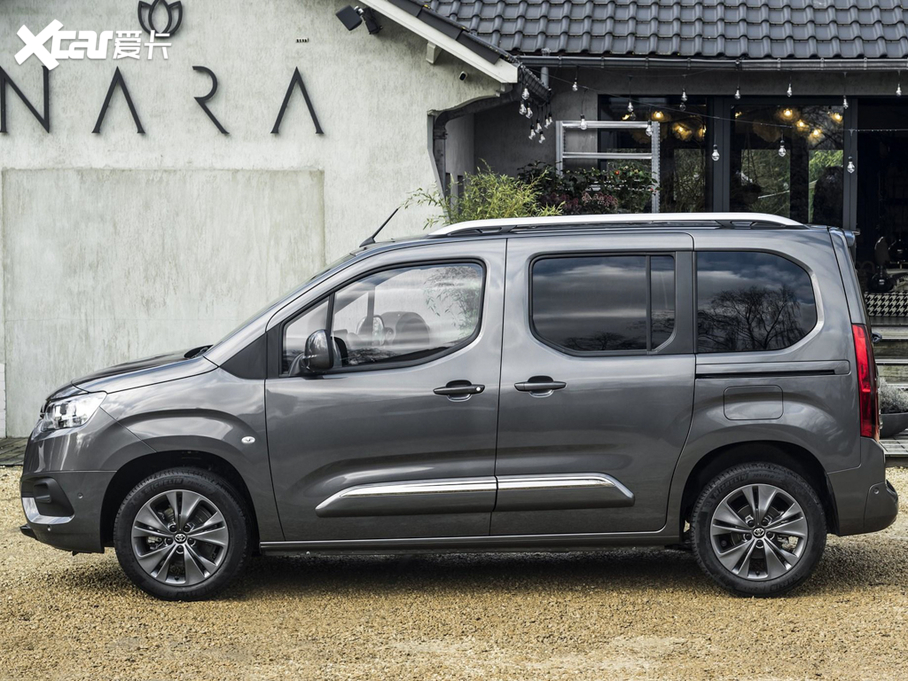 2019��Proace City VERSO