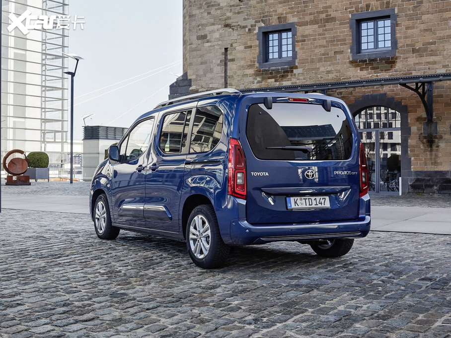 2019��Proace City VERSO