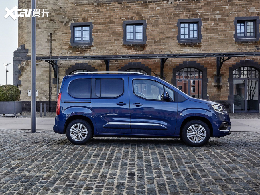 2019��Proace City VERSO