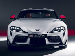 20202.0T GR Supra WҎ w^