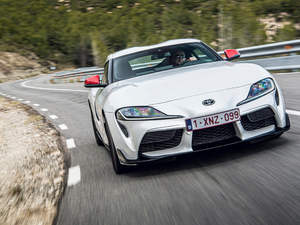 20202.0T GR Supra WҎ w^