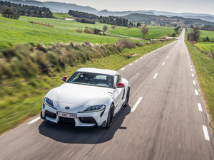 20202.0T GR Supra WҎ w^