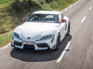 20202.0T GR Supra WҎ w^