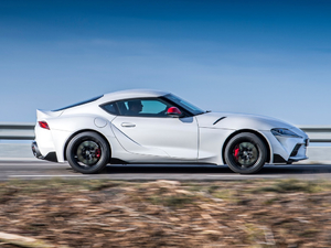 20202.0T GR Supra WҎ w^