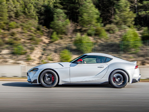 20202.0T GR Supra WҎ w^