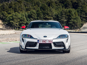 20202.0T GR Supra WҎ w^