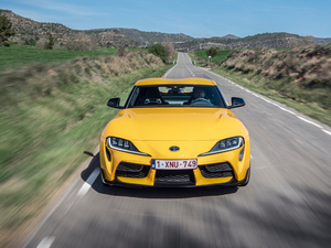 20202.0T GR Supra WҎ w^