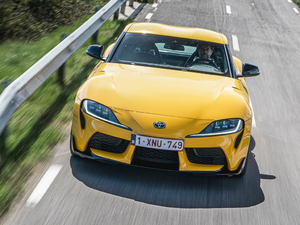 20202.0T GR Supra WҎ w^