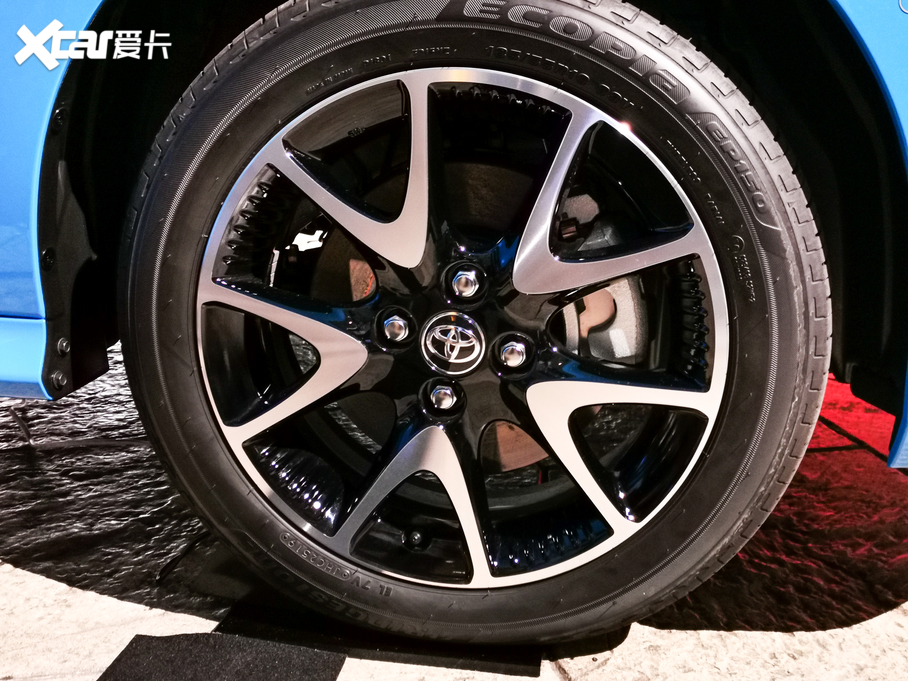 2020���S��YARiS(����) Hybrid