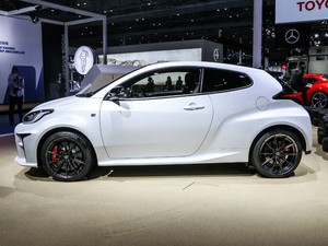 2020款GR YARiS 整体外观