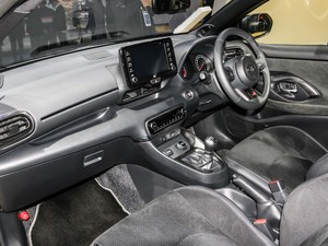 2020款GR YARiS 中控区